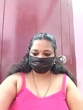 Snapshot of Mandhra28 chatting on 11/13/25, 07:29 Mandhra28 online show from 11/13/25, 07:29