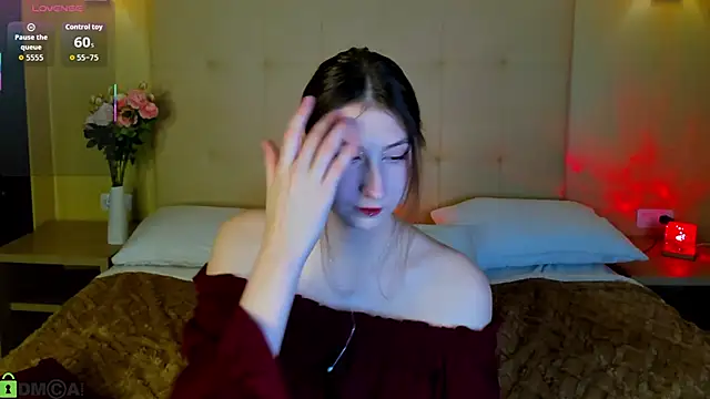 Snapshot of May_Yam chatting on 11/20/25, 01:06 May Yam online show from 11/20/25, 01:06