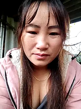 emini-xx online show from 11/04/25, 01:05