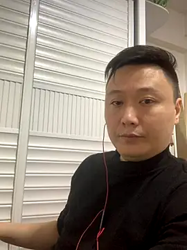 Snapshot of jinbao1015 chatting on 11/04/25, 04:50 jinbao1015 online show from 11/04/25, 04:50