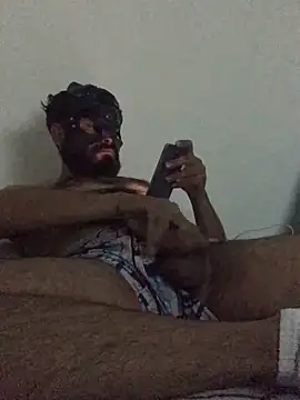 Snapshot of AlztaClouds chatting on 11/11/25, 09:31 AlztaClouds online show from 11/11/25, 09:31