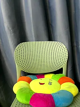 karakin1220 online show from 12/15/25, 12:53