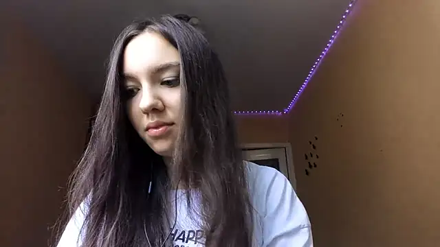 Kimixoo online show from 10/29/25, 09:33