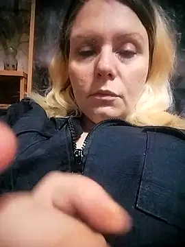 Lana-murr online show from 12/15/25, 06:56