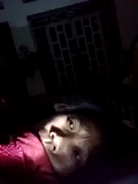 Snapshot of bella-la chatting on 11/21/25, 09:46 bella-la online show from 11/21/25, 09:46