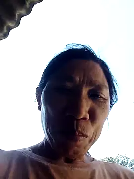 Snapshot of bella-la chatting on 11/26/25, 05:52 bella-la online show from 11/26/25, 05:52