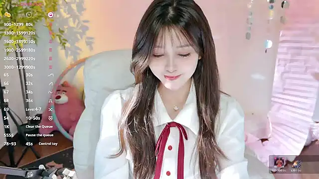 Yiluo95 online show from 06/12/26, 02:05