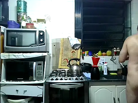 Snapshot of Alex-Naturista chatting on 01/07/26, 07:22 Alex-Naturista online show from 01/07/26, 07:22