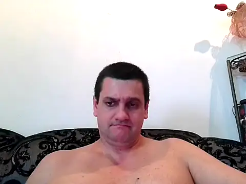 Snapshot of Alex-Naturista chatting on 03/28/26, 07:02 Alex-Naturista online show from 03/28/26, 07:02