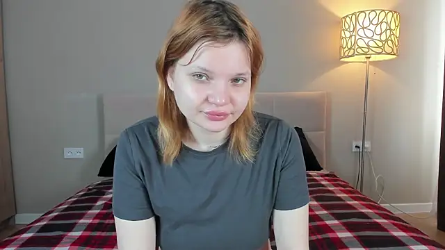 babyyullii online show from 05/11/26, 01:44