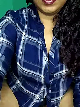 Snapshot of shreyareddy99 chatting on 01/09/26, 03:59 shreyareddy99 online show from 01/09/26, 03:59