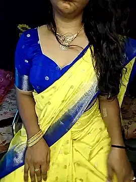 Snapshot of shreyareddy99 chatting on 03/13/26, 05:58 shreyareddy99 online show from 03/13/26, 05:58