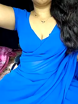 Snapshot of shreyareddy99 chatting on 03/14/26, 10:32 shreyareddy99 online show from 03/14/26, 10:32