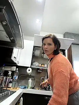 Piediniecollant online show from 11/22/25, 01:54