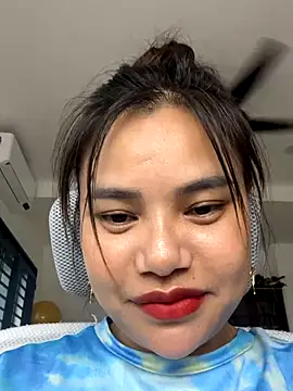 VinaVibe online show from 10/28/25, 04:49