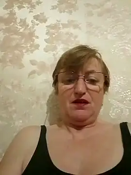 Snapshot of Arabella245 chatting on 11/01/25, 04:03 Arabella245 online show from 11/01/25, 04:03