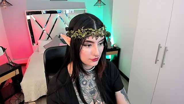 mia jagger online show from 04/28/26, 07:30