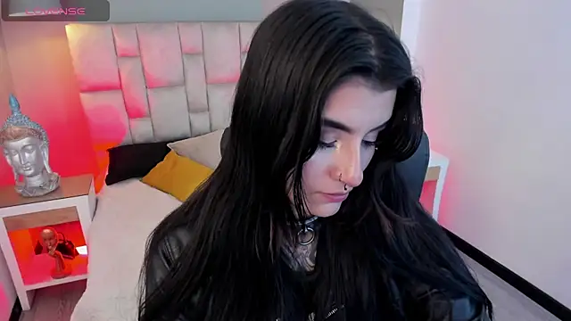 mia jagger online show from 05/01/26, 07:51