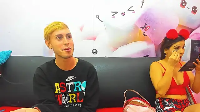 Snapshot of In_my_room_anything_goes chatting on 01/11/26, 04:17 In my room anything goes online show from 01/11/26, 04:17