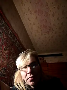 Georgette466 online show from 11/24/25, 05:23