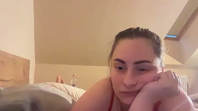 EngelHelene online show from 05/01/26, 06:12