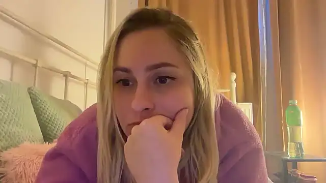 EngelHelene online show from 05/09/26, 06:13