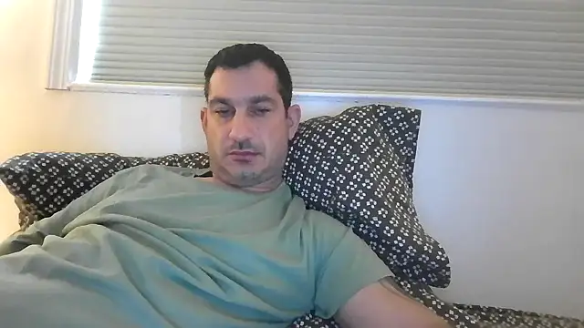 Snapshot of ckraiders84 chatting on 12/04/25, 06:38 ckraiders84 online show from 12/04/25, 06:38