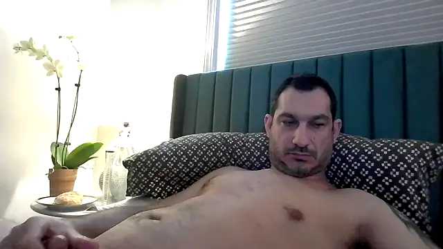 Snapshot of ckraiders84 chatting on 01/14/26, 06:46 ckraiders84 online show from 01/14/26, 06:46