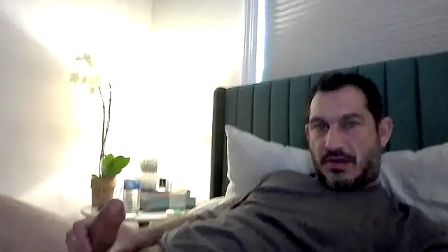 Snapshot of ckraiders84 chatting on 03/29/26, 06:52 ckraiders84 online show from 03/29/26, 06:52