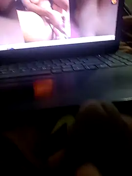 Snapshot of Pandey0012 chatting on 12/04/25, 03:21 Pandey0012 online show from 12/04/25, 03:21