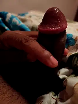 Snapshot of djdick20 chatting on 10/28/25, 05:26 djdick20 online show from 10/28/25, 05:26