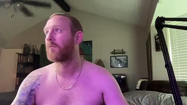 Snapshot of OwlSpirit420 chatting on 04/05/26, 04:26 OwlSpirit420 online show from 04/05/26, 04:26