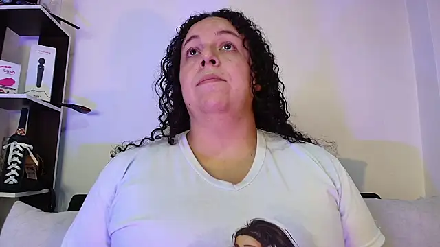 Natasha Amber online show from 11/23/25, 04:07