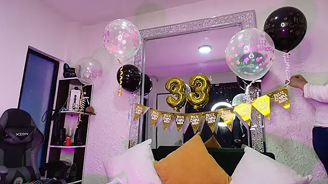 Natasha Amber online show from 12/04/25, 01:42