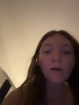 Snapshot of stonerbaby chatting on 11/28/25, 05:43 stonerbaby online show from 11/28/25, 05:43