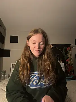 Snapshot of stonerbaby chatting on 12/03/25, 10:41 stonerbaby online show from 12/03/25, 10:41