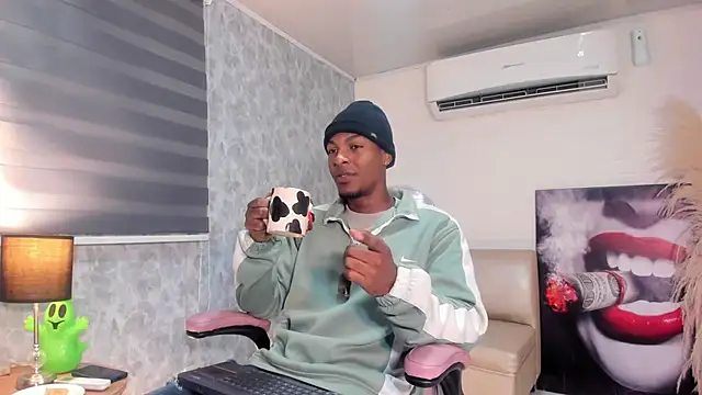 Snapshot of for_itan chatting on 11/13/25, 12:48 for itan online show from 11/13/25, 12:48