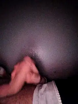 Snapshot of Fa7l1995 chatting on 01/15/26, 10:02 Fa7l1995 online show from 01/15/26, 10:02