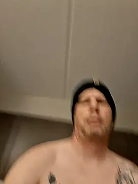 coupleinhotel online show from 11/07/25, 12:43