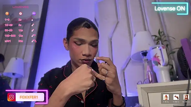FernandaFox  online show from 06/15/26, 02:03