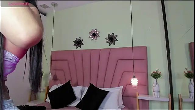 Kim Luna1 online show from 05/13/26, 03:15