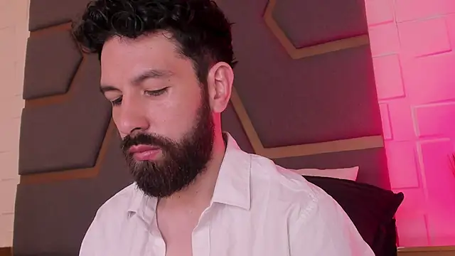 jackfoden01 online show from 12/19/25, 01:51