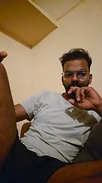 Snapshot of nithinrr chatting on 11/10/25, 04:39 nithinrr online show from 11/10/25, 04:39