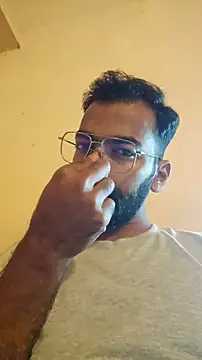 Snapshot of nithinrr chatting on 11/13/25, 02:21 nithinrr online show from 11/13/25, 02:21