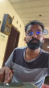 Snapshot of nithinrr chatting on 12/18/25, 04:18 nithinrr online show from 12/18/25, 04:18