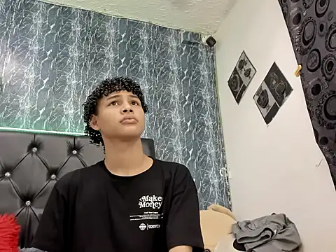 matewhottx18 online show from 11/03/25, 03:02