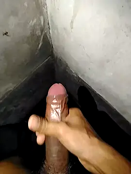 Snapshot of Sudda1199 chatting on 12/18/25, 03:29 Sudda1199 online show from 12/18/25, 03:29