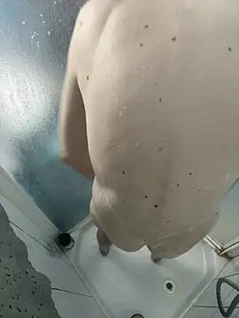 Snapshot of rb2357 chatting on 03/01/26, 07:05 rb2357 online show from 03/01/26, 07:05