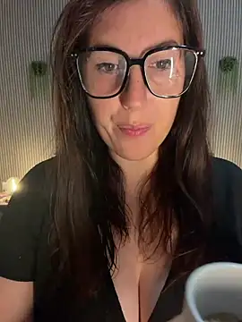 MysteryGirl   online show from 06/22/26, 07:49