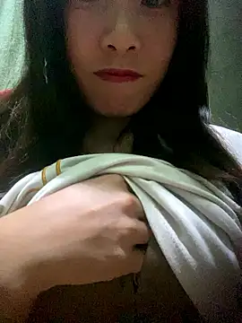 Snapshot of Elysia-007 chatting on 01/19/26, 12:42 Elysia-007 online show from 01/19/26, 12:42